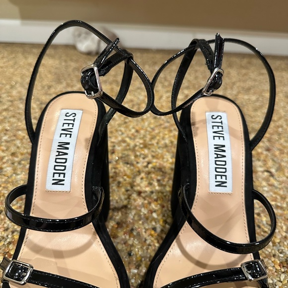 NWB Sold Out Steve Madden Erica - Picture 5 of 12